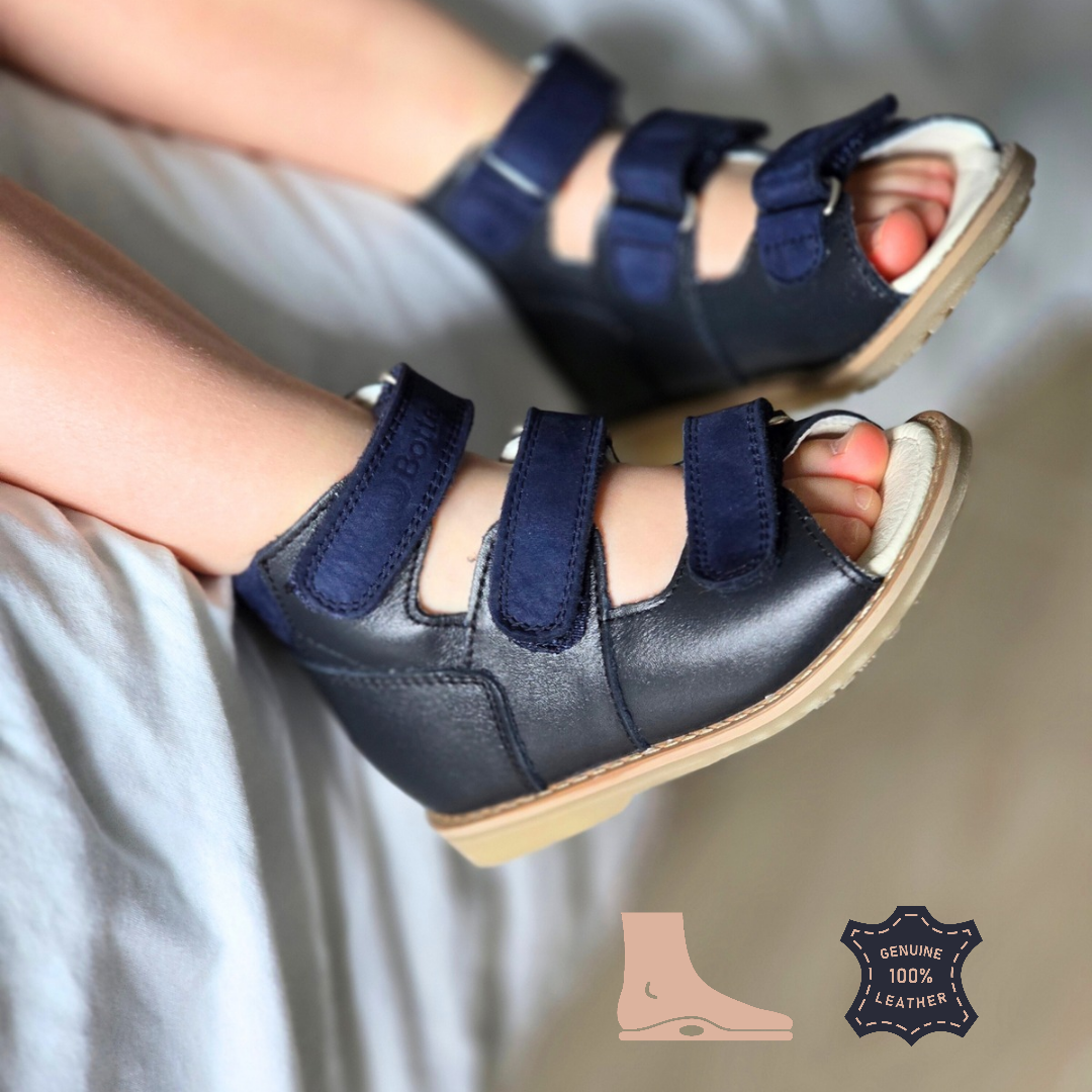 Дитячі шкіряні босоніжки ортопедичні сандалії на липучках на малюків 18 розмір, фото 1