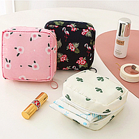 Органайзер чохол для прокладок білого кольору з кактусами