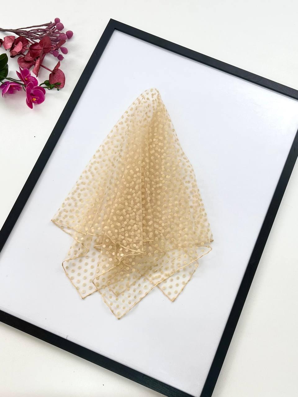 Легка фатінова хустка Горох міні 70*70 см бежева 3