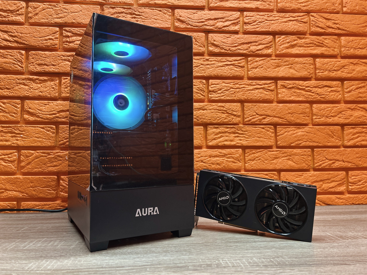 Ігровий комп' ютер GAMDIAS AURA, Intel Core i7-7700 (4 ядра, 8 пот), DDR4 16ГБ, SSD 512ГБ,  RX 5700 XT 8 ГБ