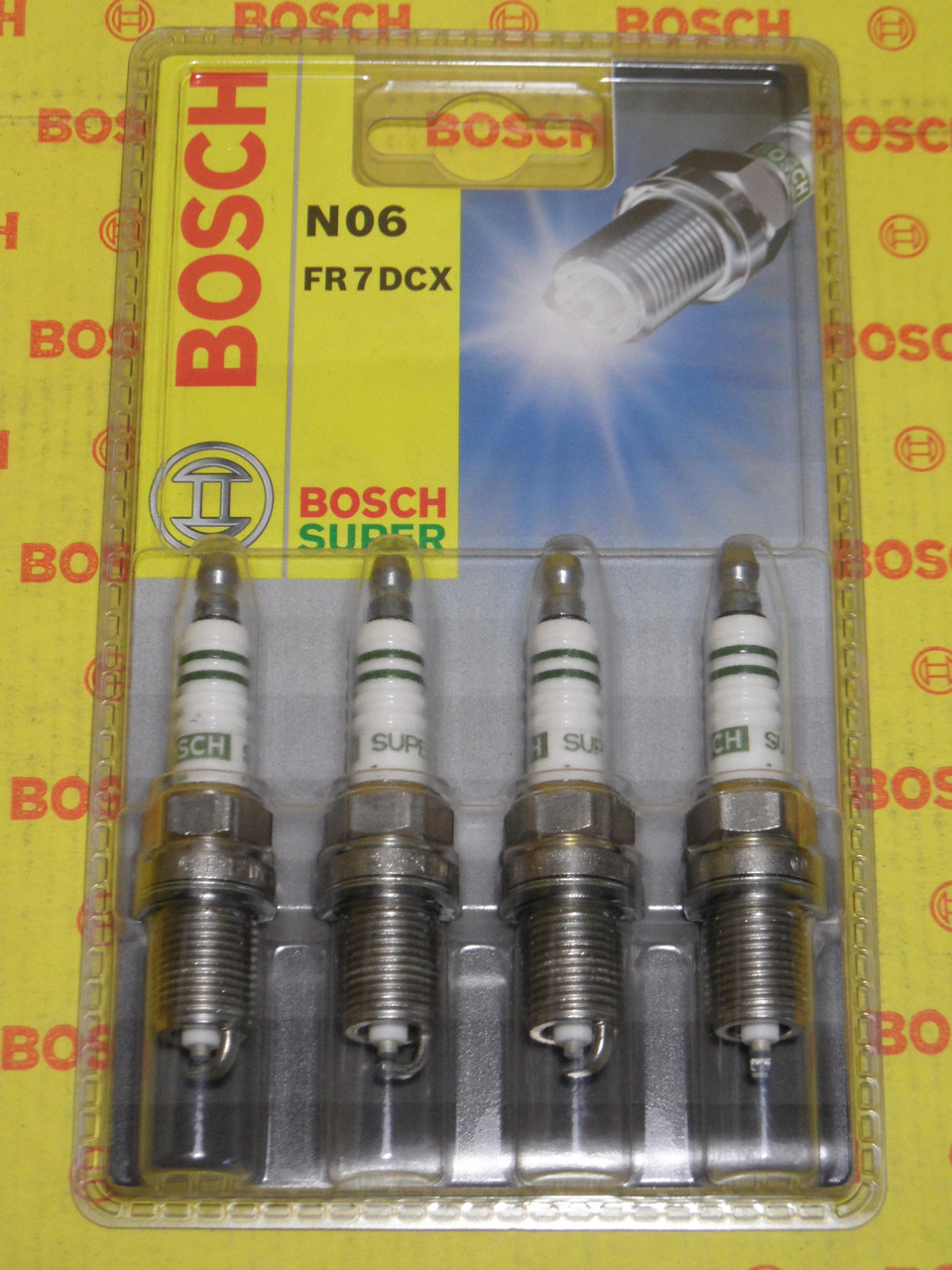 Свеча зажигания BOSCH 0242235990,0 242 235 990,: продажа, цена в ...