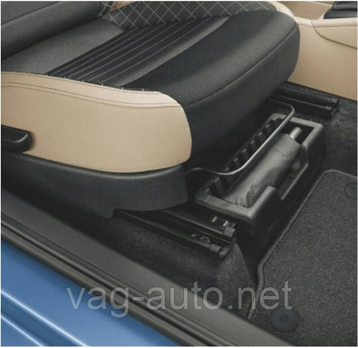 Тримач парасольки під сидіння Skoda Rapid