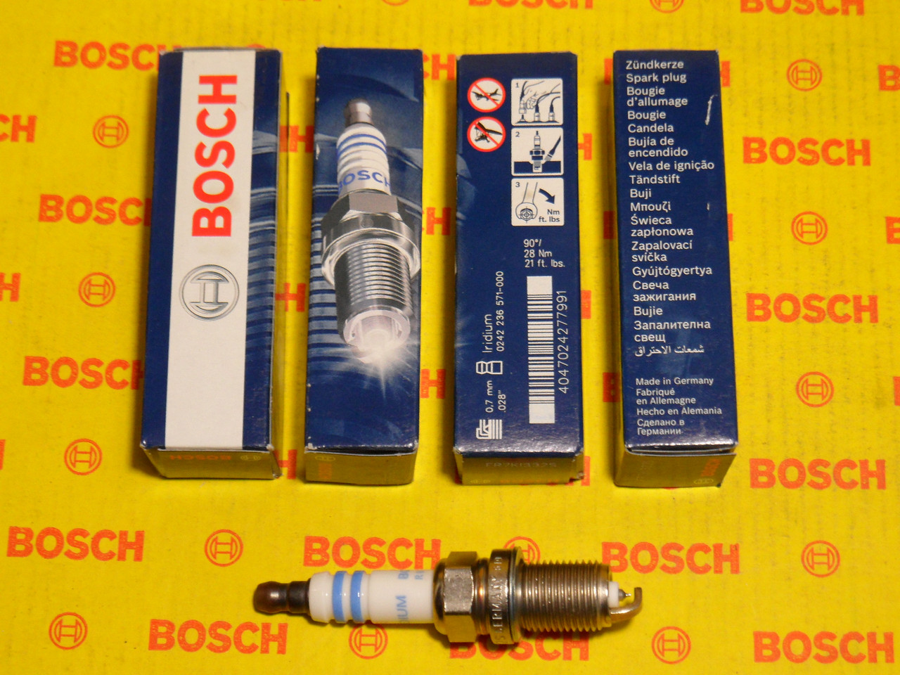 Свеча зажигания BOSCH FR7KI332S 0.7 0242236571,0 242 236 571,: продажа ...