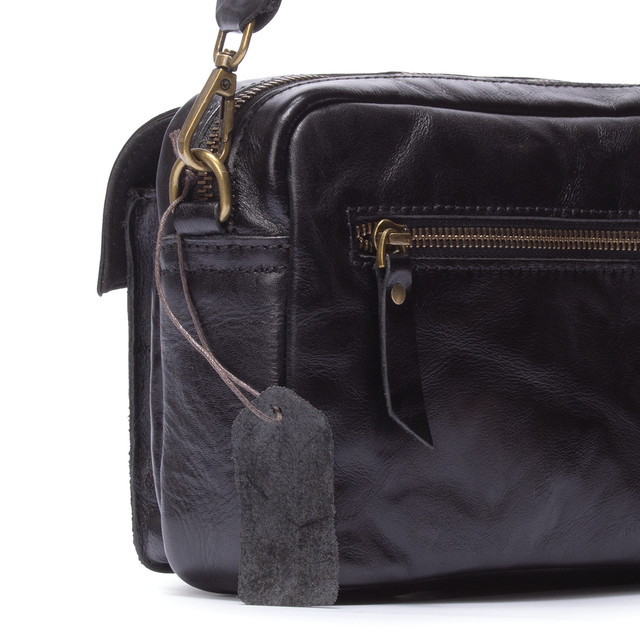 Сумка шкіряна чоловіча через плече чорна арт.00246