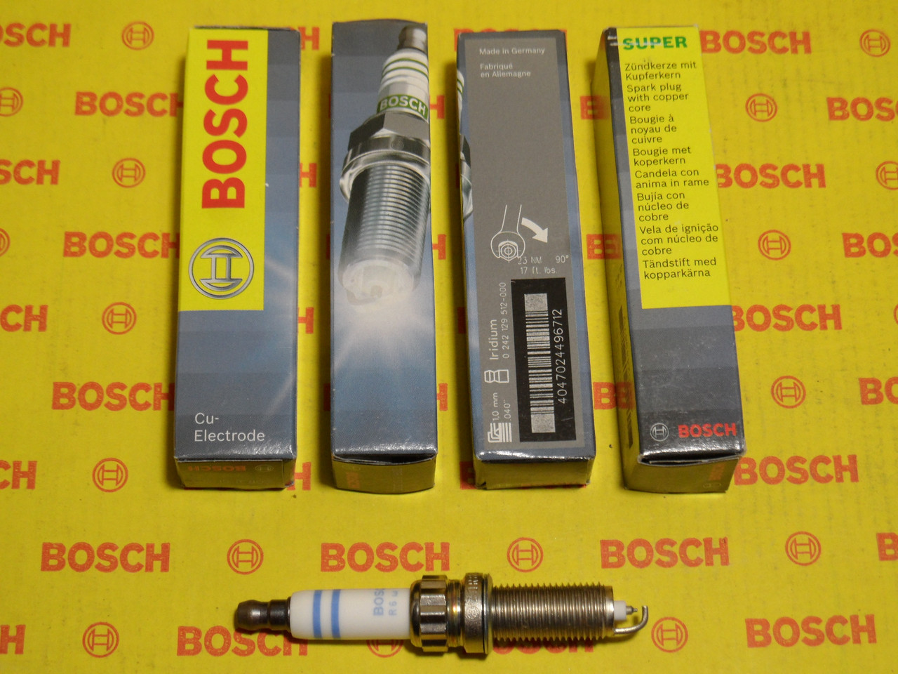 Свеча зажигания BOSCH ZQR8SI302 0242129512,0 242 129 512,