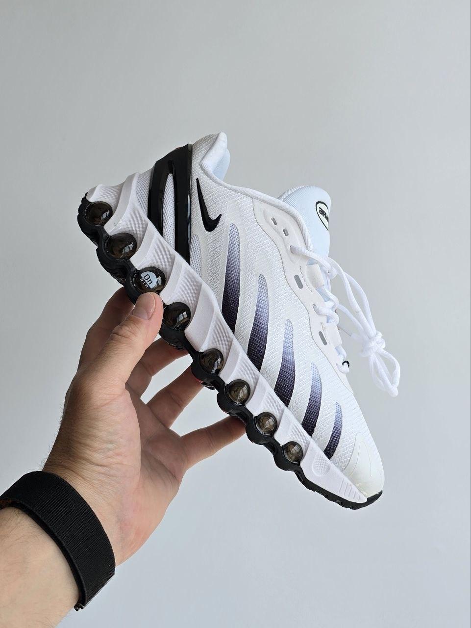 Білі текстильні чоловічі кросівки Nike Air Max DN8 • White Black •, фото 1