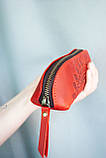 Маленька Косметичка шкіряна жіноча з тисненням Сонечко Манлада червона Пенал шкіряний, фото 3