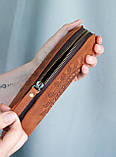 Маленька Косметичка шкіряна жіноча з тисненням Сонечко Мандала Руда світло-коричнева Пенал шкіряний, фото 6