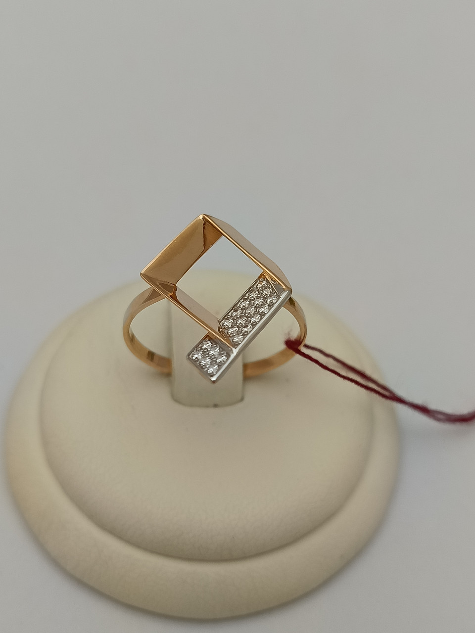 Золоте кільце з цирконієм, фото 1