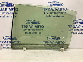 Скло дверей заднє ліве Infiniti