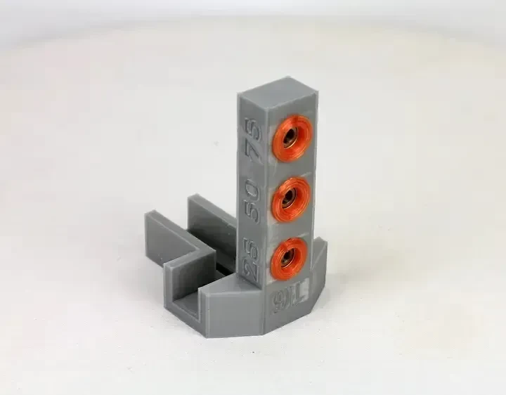 Кондуктор накидний для шкантів під ДСП 16 мм