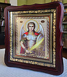 Ікона Архістратиг Михаїл у темному фігурному дерев'яному кіоті під склом, розмір кіота 26*23, сюжет 15*18., фото 4