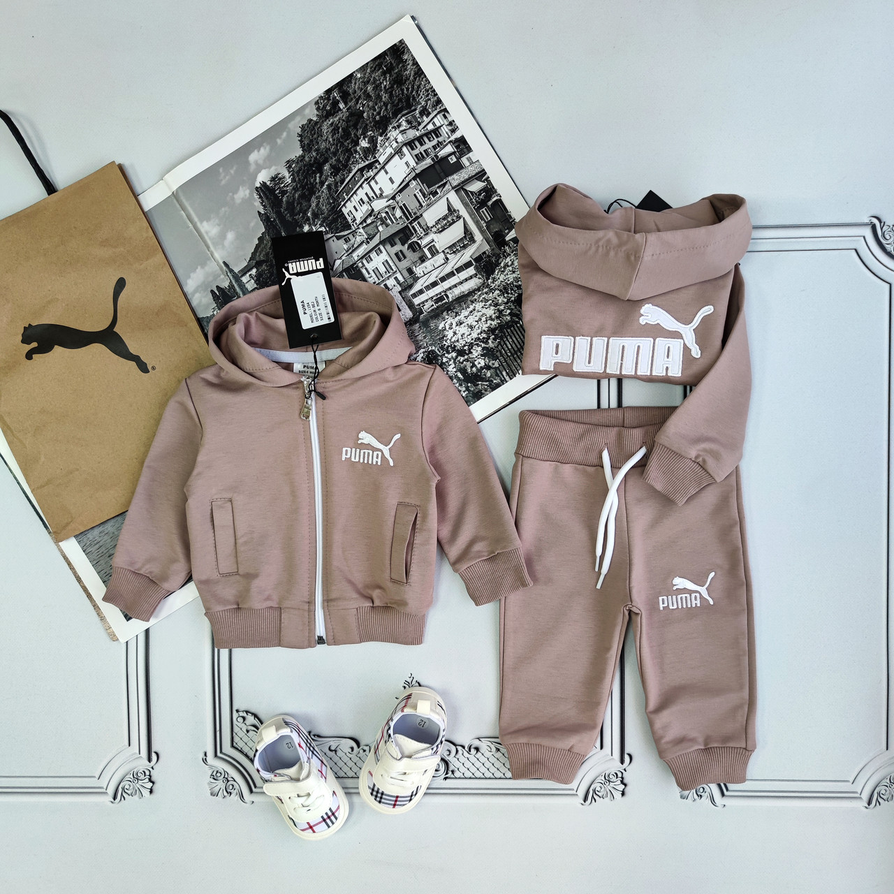 Дитячий бежевий спортивний костюм з капюшоном Puma
