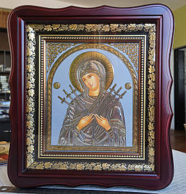 Ікона Семистрільна Пресвята Богородиця в темному дерев'яному фігурному кіоті під склом, кіот 26*23,сюжет 15*18