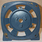 Щит з ніжкою для зовнішніх насосів