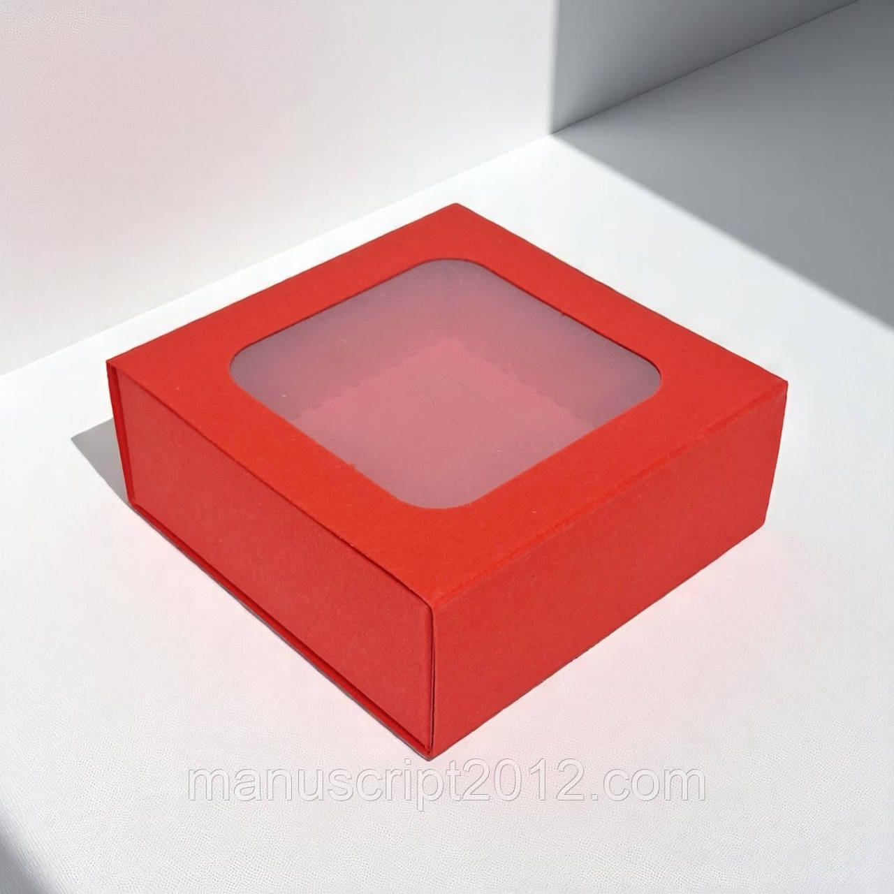 Коробка-пенал з вікном (90х90х35мм.) червона