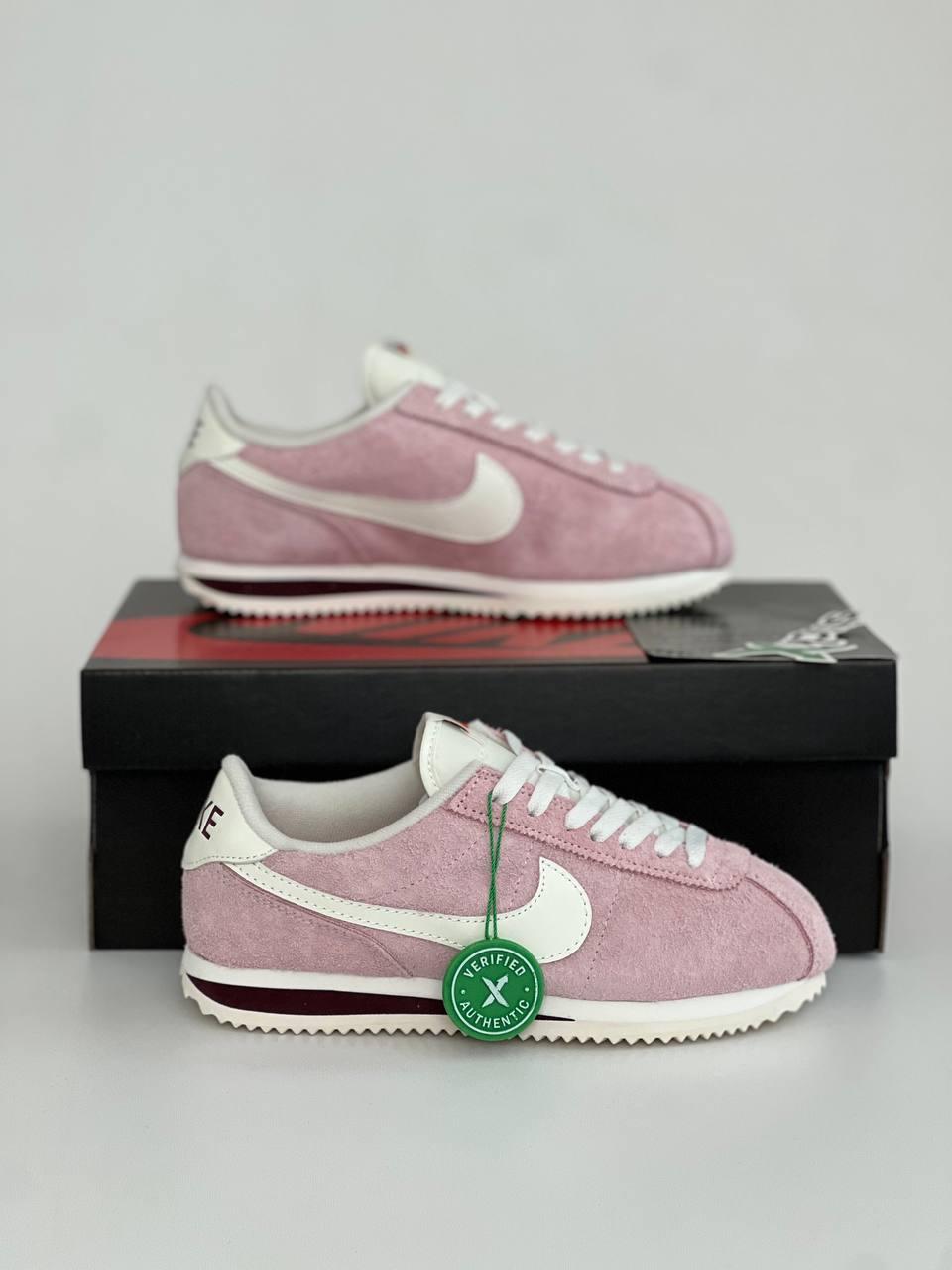 Рожеві замшеві жіночі кросівки NIKE CORTEZ VINTAGE SUEDE PINK Демісезонні кеди Найк Кортез, фото 1