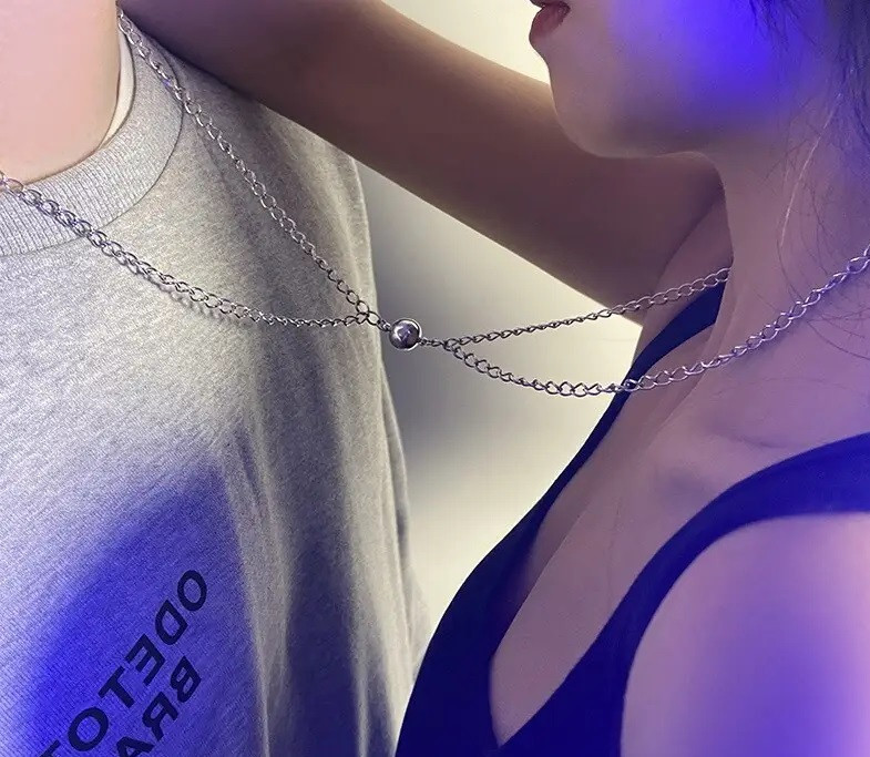 Парні кулони для закоханих на магніті нерозлучники дві половинки Love, фото 1