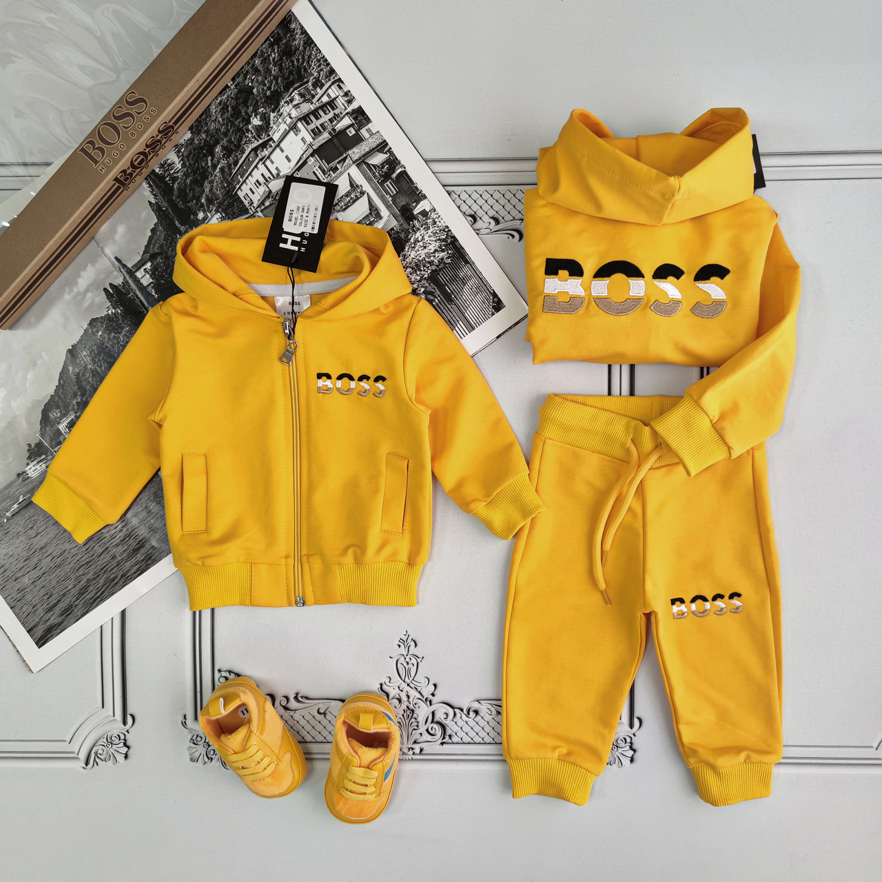 Дитячий жовтий спортивний костюм з капюшоном Босс для новонароджених, фото 1