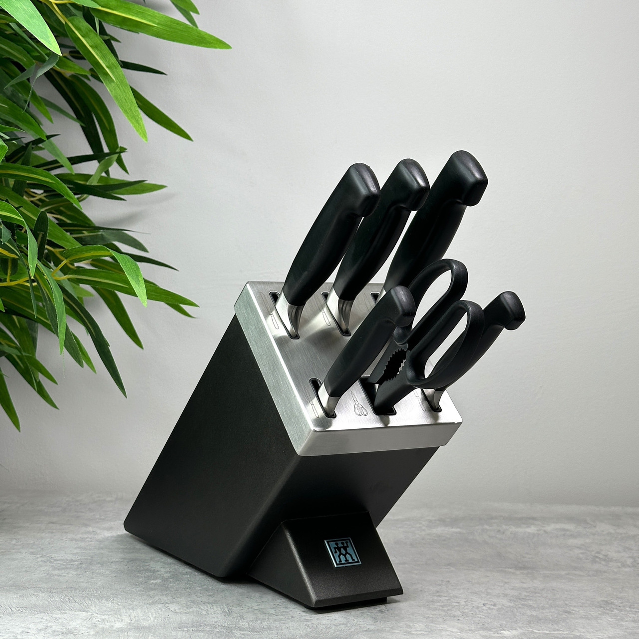 Набір ножів Zwilling Four Star 7 предметів із самозаточуванням темно-сірий