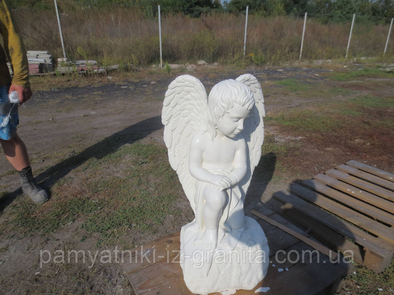 Ангелочек из искусственного мрамора стоящий на колене - 85 см № 1603 - фото 5 - id-p470797062