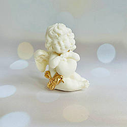 Шоколадна фігурка Янголятко з сердечком