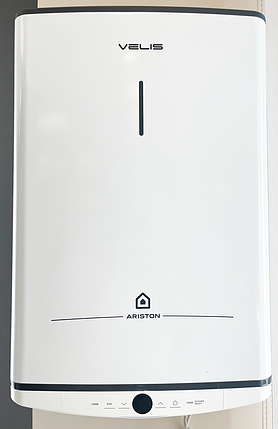 50 л. Бойлер Ariston VELIS PRO 50 EU (плоский), фото 1