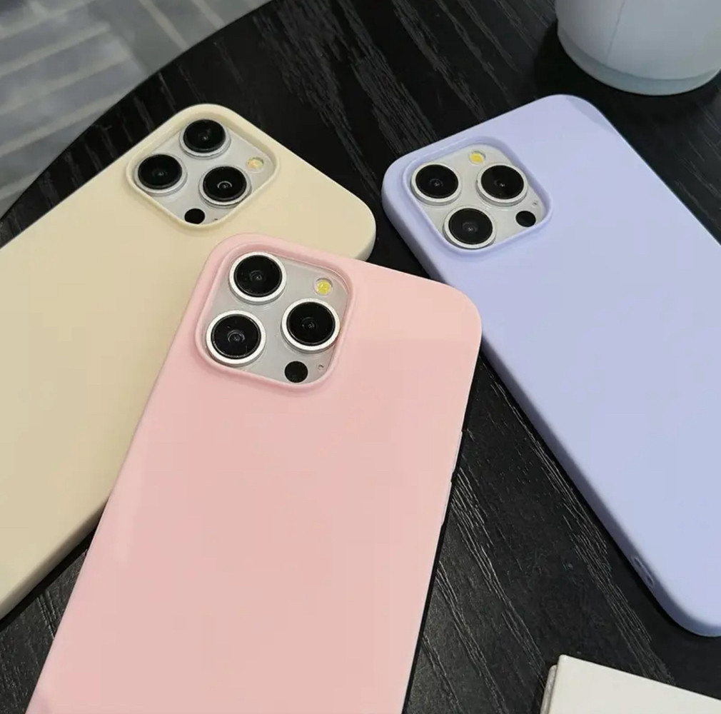 Силіконовий чохол Рожевий на iPhone 16 Pro