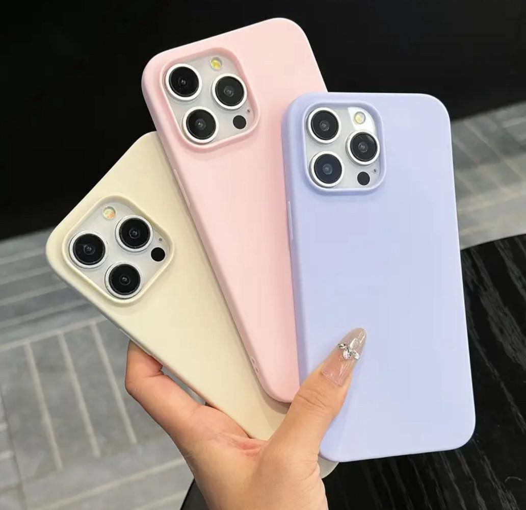 Силіконовий чохол Жовтий на iPhone 16 Pro