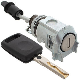 Личинка  передніх лівих дверей 8T1837167  Audi A4 B8   Audi A5 8T 07-17 арт DA-35299