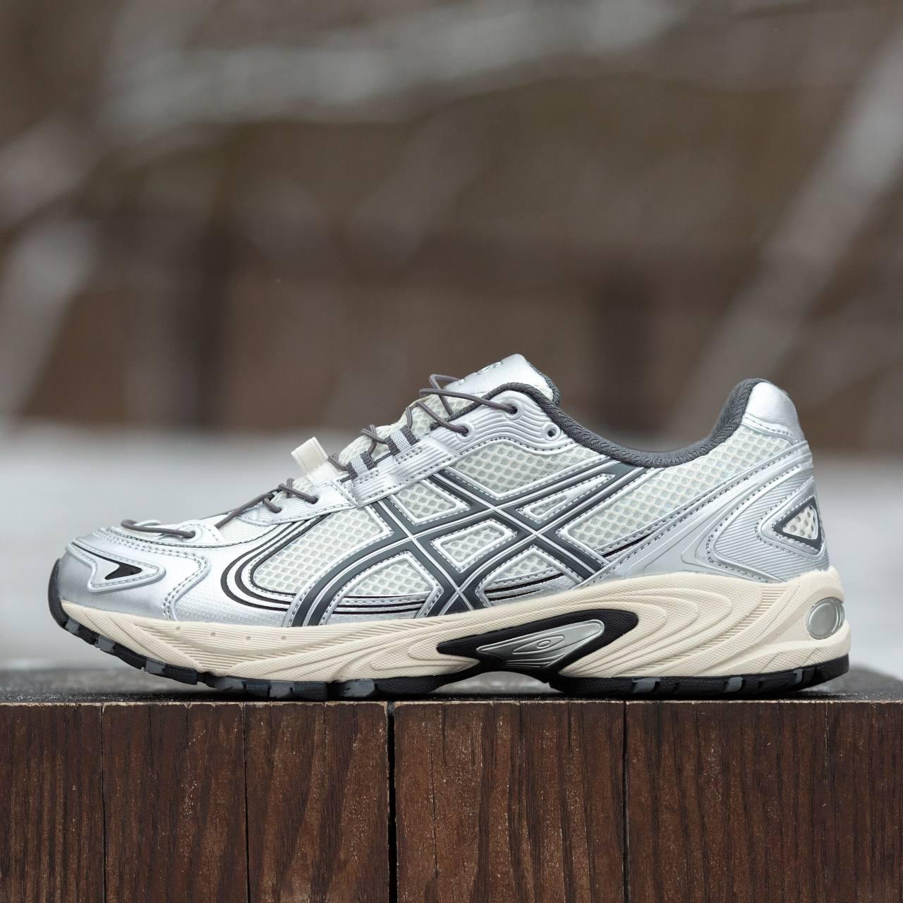 Кросівки чоловічі сірі Asics Gel-Kahana TR V4 Silver Beige (19564), фото 1