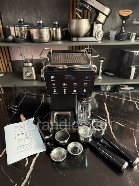 サ*ン様 A.H.P.L AHPL ゴシッピダディー Кавомашина з капучинатором Zepline ZP-6803, 3000 Вт, кухонна