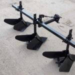 Підгортач пелюстковий трьохкорпусний на мототрактор