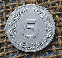 5 мiлiмiв 1983 року. Тунiс
