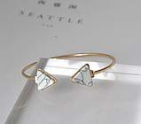 Браслет трикутник із білим мармуровим каменем браслет-манжет з трикутниками, фото 2