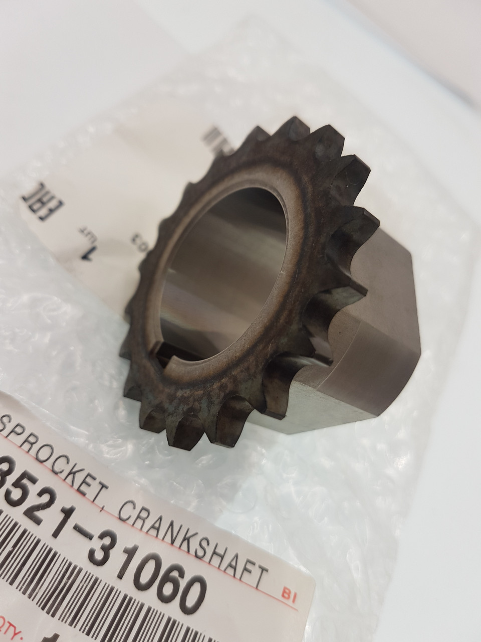 Шестерня-зірочка колінчастого валу оригінал Toyota 13521-31060 для двигуна 1GR-FE