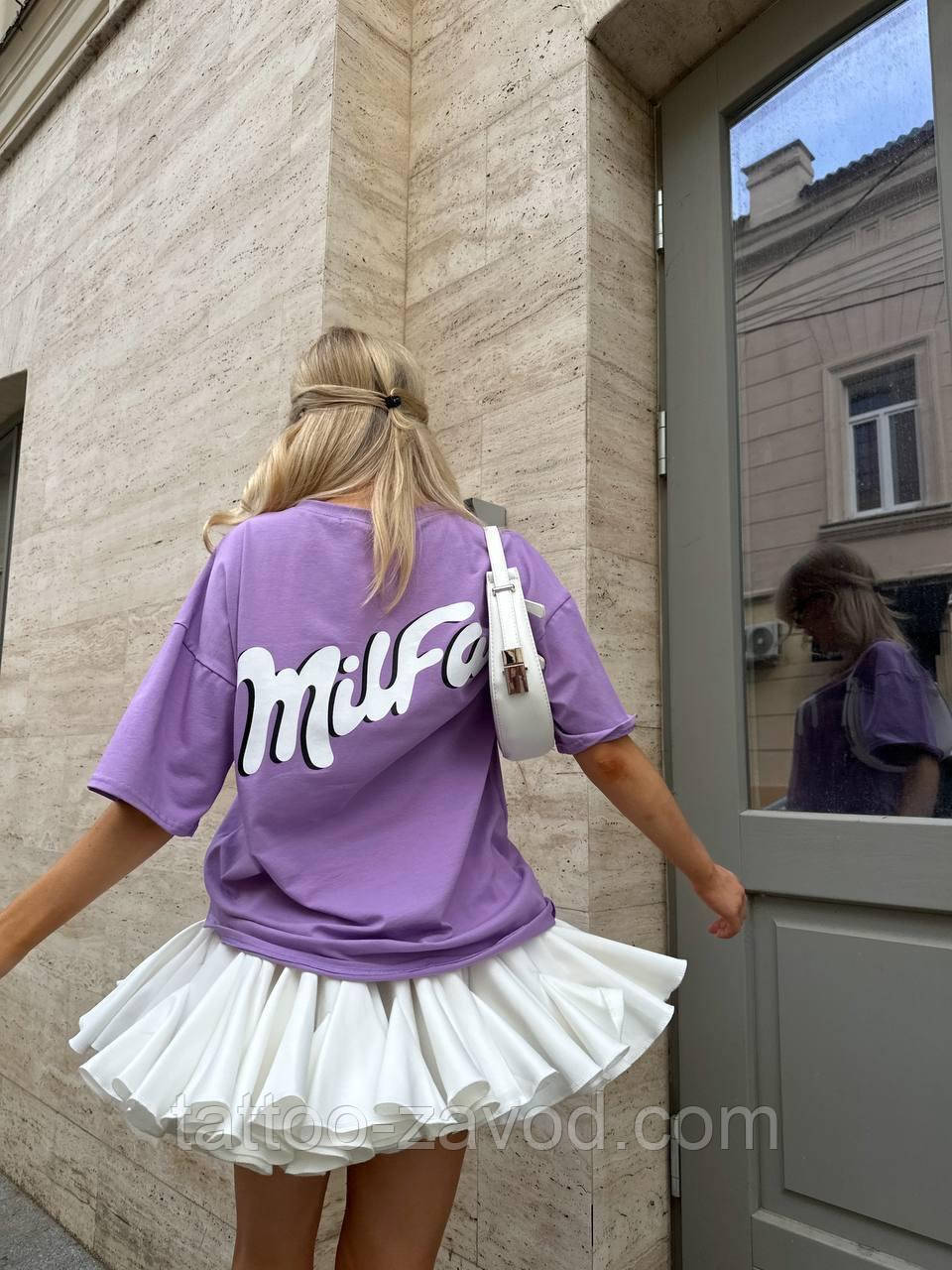 Футболка женская Оверсайз с надписью "milfa" Футболка жіночі з написом, фото 1