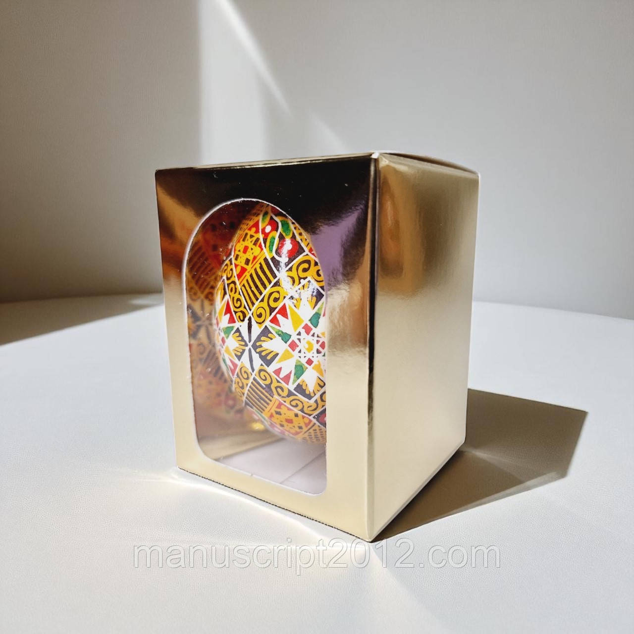 Коробка для курячої писанки З ПЛАСТИКОВИМ ВІКНОМ (55х55х70мм.) золота