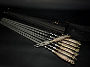 Набір шампурів з дерев'яною ручкою "Мисливський" з виделкою (у шкіряному закритому сагайдаку), фото 3