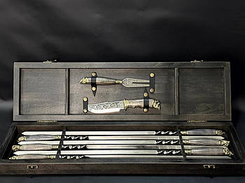 Набір 6-ти шампурів "Мисливський" з ножем і виделкою (в дерев'яному кейсі)