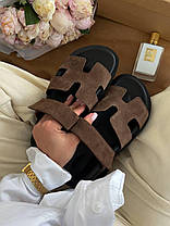 Жіночі шльопанці Hermes Sandals Brown Black Сланці Ермес коричневі на липучці шкіра замша легкі на літо, фото 2