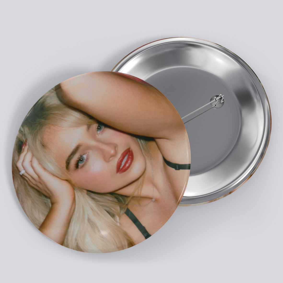 Значок "Сабріна Карпентер / Sabrina Carpenter" №28, фото 1
