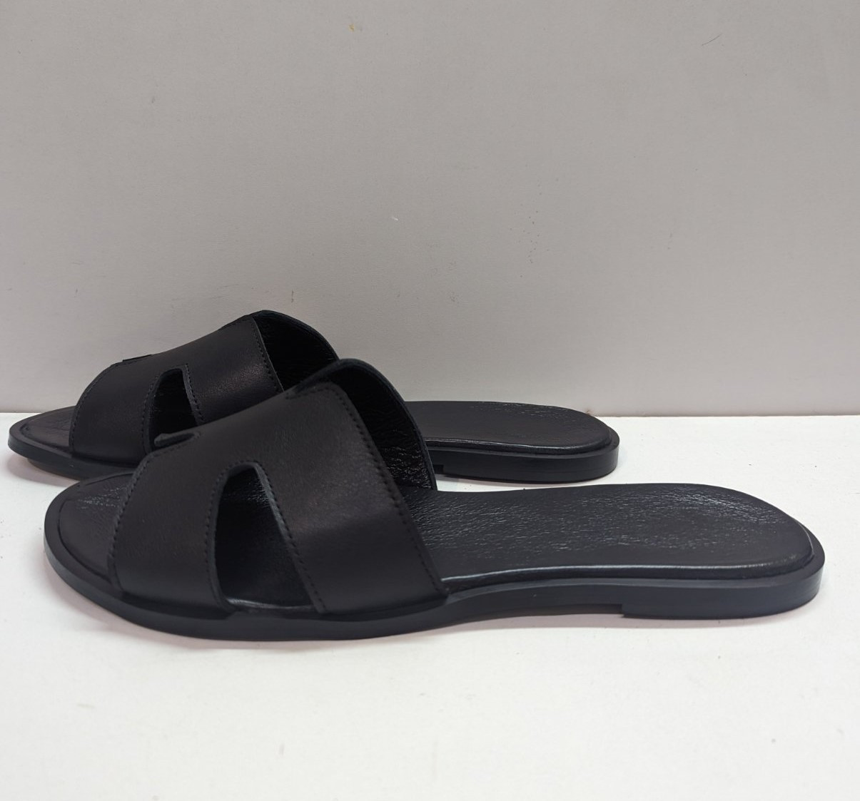 STTOPA Размеры 44,45. Шльопанці великих розмірів шкіряні. 438-4045 Чорні, фото 1