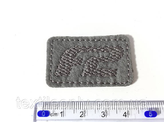 Нашивка Formula 2 кольори сірий 43х26 мм, фото 1