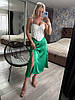 Жіноча літня базова легка зелена спідниця довжини міді з пікантним розрізом з дабл шовку, фото 4