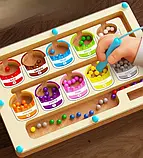 Дерев'яний магнітний сортер кульок для дітей від 2-х років розвиваюча іграшка лабіринт вивчення кольорів та цифр, фото 4