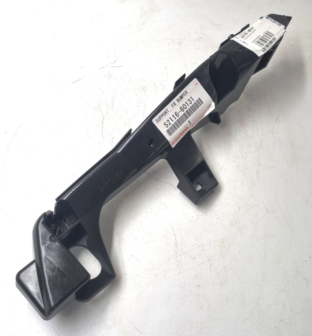 Кронштейн бампера переднього лівого, оригінал 52116-60131 Тойота Ленд Крузер 200, Лексус ЛХ570 2007-2021