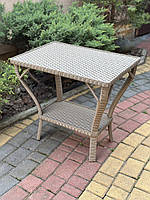 Стіл плетений з ротангу