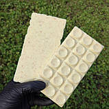 Білий класичний шоколад Velvet 33,1% з мигдалевими чіпсами кокосовою стружкою та сухим кокосовим молоком 90 грамів, фото 2