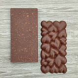 Плитка з молочного шоколаду 55% на меду з подрібненими горіхами фундука, мигдалю, кеш’ю, волоського та арахісу 90 грамів, фото 3